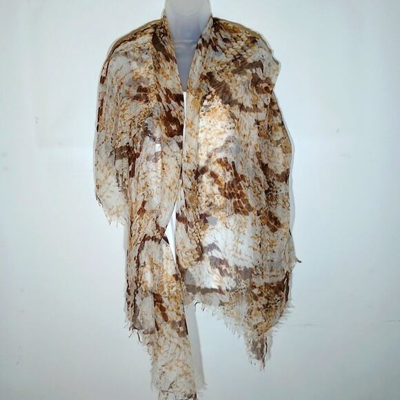 Brown marble wrap 72 by 56. Elegant, Fun, Warm - Picture 1 of 4